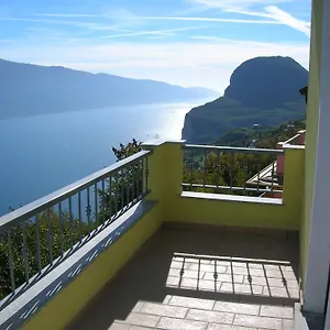 Panorama E 3*, Tremosine Italia